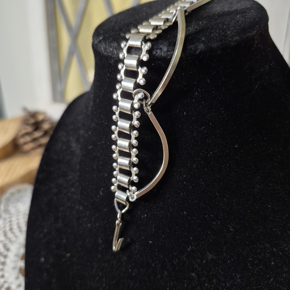 Silver Choker Necklace - Picture 7 of 10